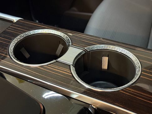 New 2025 Cadillac Escalade ESV Premium Luxury w/ Touring Package image 41