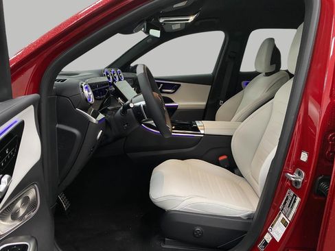 New 2026 Mercedes-Benz GLC 300 4MATIC image 29