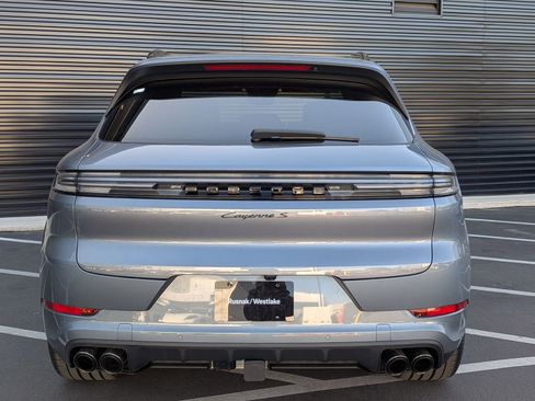 New 2026 Porsche Cayenne S AWD/4WD image 10