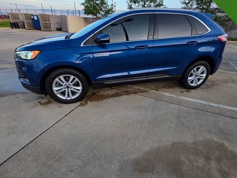 Used 2020 Ford Edge SEL w/ Convenience Package AWD/4WD image 2
