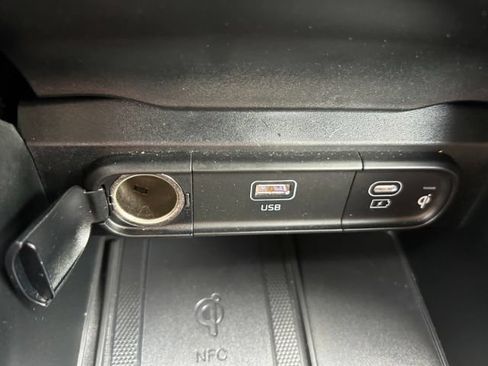 Used 2025 Kia Telluride SX X-Line AWD/4WD image 28
