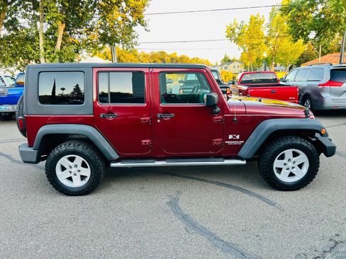 Used 2009 Jeep Wrangler Unlimited X image 6
