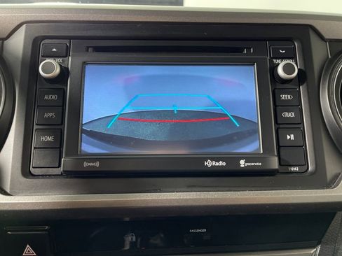 Used 2016 Toyota Tacoma SR5 image 21