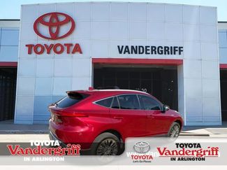 Used 2021 Toyota Venza XLE w/ Softex Package AWD/4WD video 1