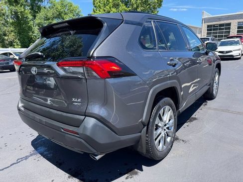 Used 2023 Toyota RAV4 XLE Premium AWD/4WD image 7