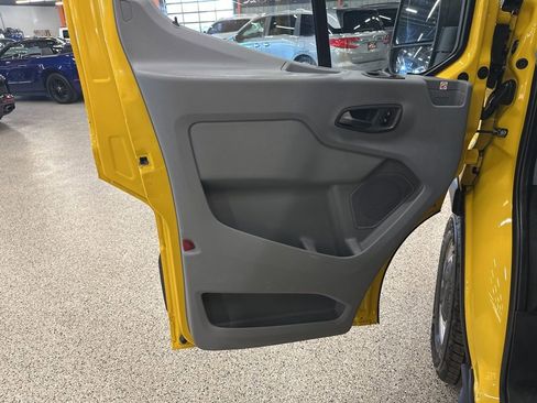 Used 2019 Ford Transit 250 148 High Roof Extended image 12