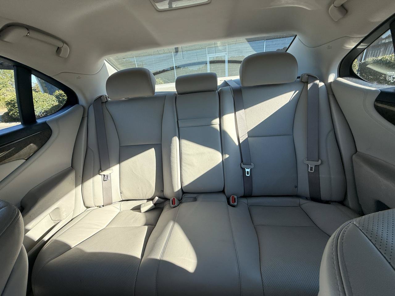 Used 2008 Lexus LS 460 RWD image 9