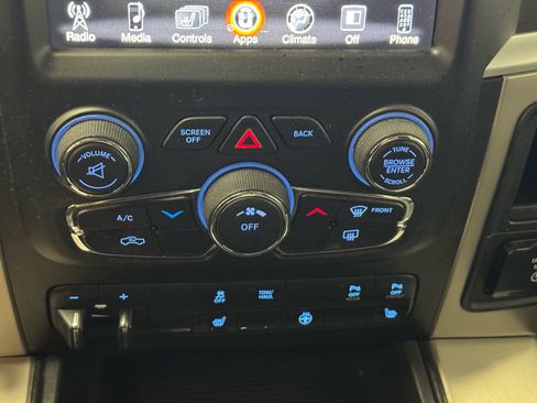 Used 2014 RAM 1500 Big Horn image 25