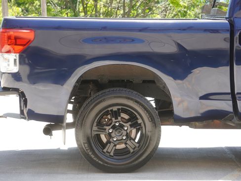 Used 2011 Toyota Tundra 4x4 Double Cab w/ TRD Off-Road Pkg image 25