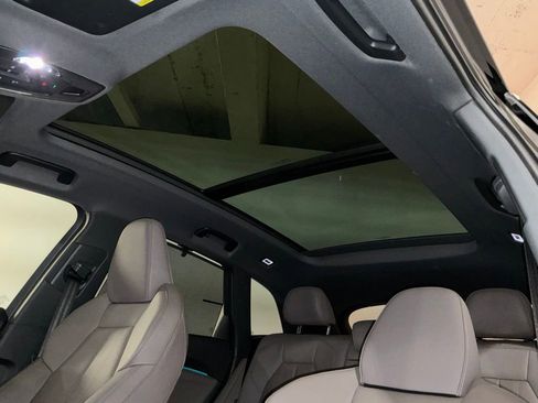 Certified 2025 Audi Q5 Premium Plus w/ Premium Plus image 5