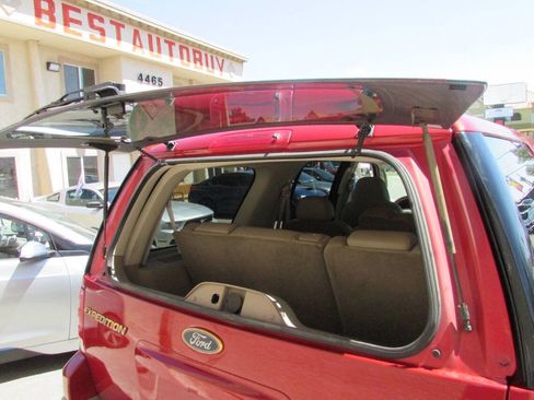 Used 2003 Ford Expedition Eddie Bauer image 32