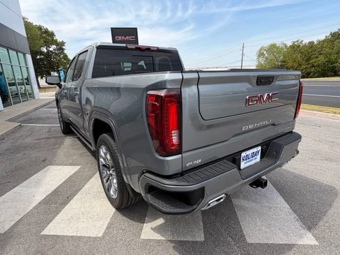 New 2026 GMC Sierra 1500 Denali w/ Denali Reserve Package AWD/4WD image 31
