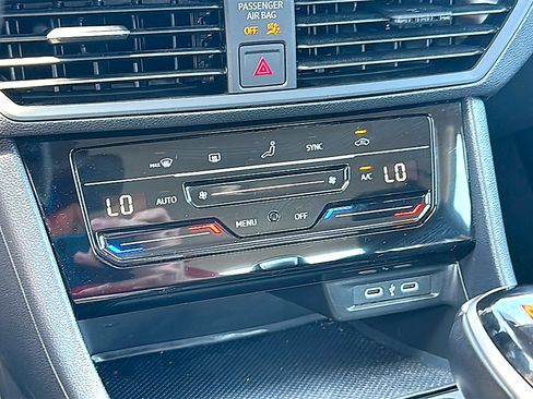 Used 2025 Volkswagen Jetta S FWD image 31