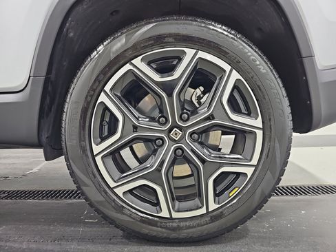 Used 2023 Rivian R1T Adventure AWD/4WD image 10