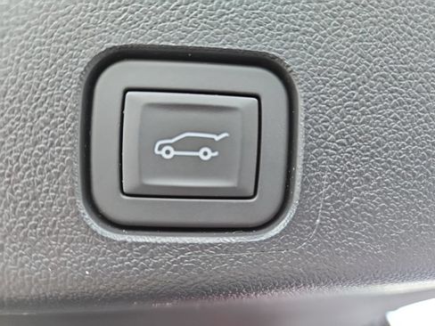 Certified 2026 Buick Enclave Sport Touring AWD/4WD image 12