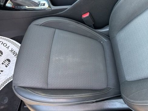 Used 2022 Buick Encore GX Select image 29