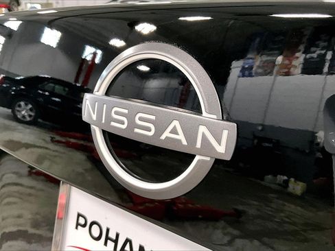 Certified 2025 Nissan Sentra SV w/ SV Premium Package image 7