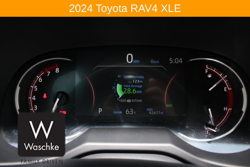 Used 2024 Toyota RAV4 XLE AWD/4WD image 33