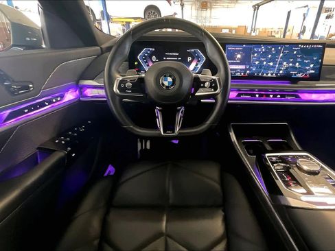 Used 2023 BMW 740i RWD image 5