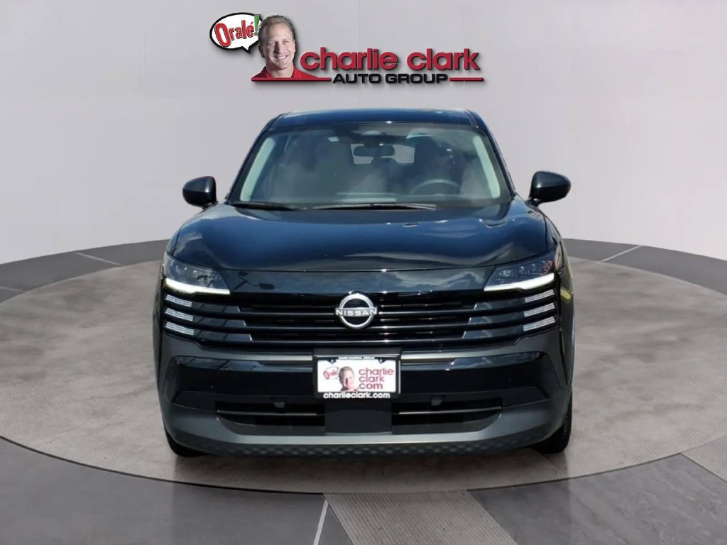 Used 2025 Nissan Kicks S FWD image 8