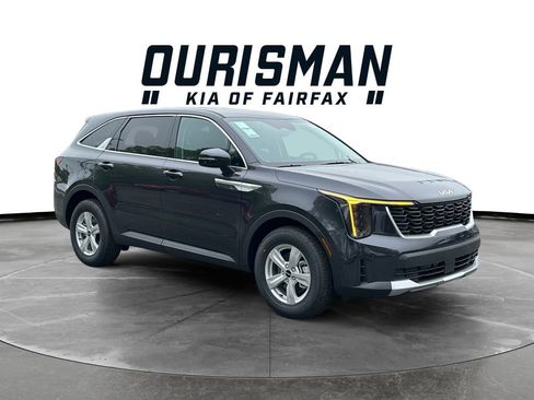New 2026 Kia Sorento LX FWD image 1