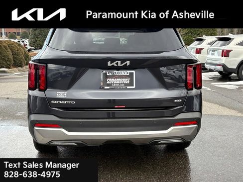 New 2026 Kia Sorento S image 5