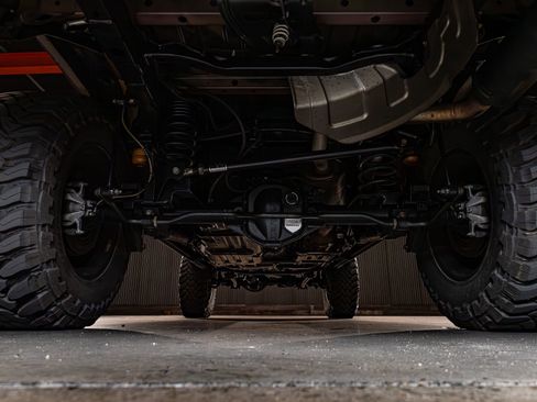 Used 2021 Jeep Gladiator Rubicon AWD/4WD image 15