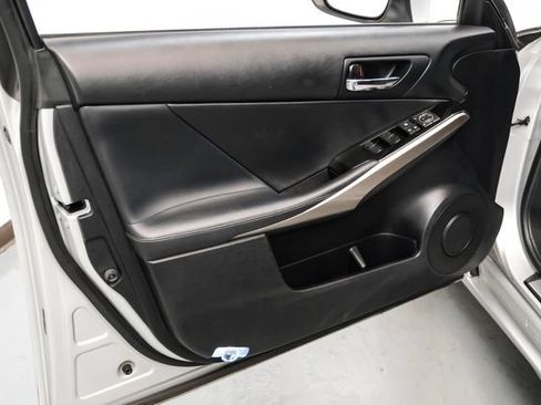 Used 2016 Lexus IS 200t RWD image 40