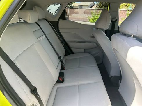 Used 2024 Hyundai Kona SEL AWD/4WD image 32