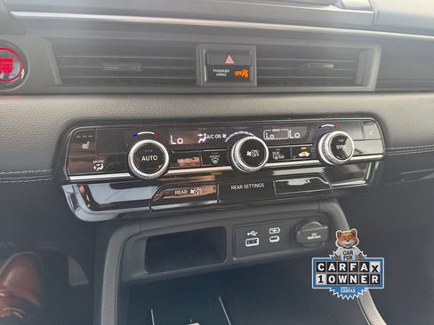 Used 2025 Honda Pilot EX-L image 23