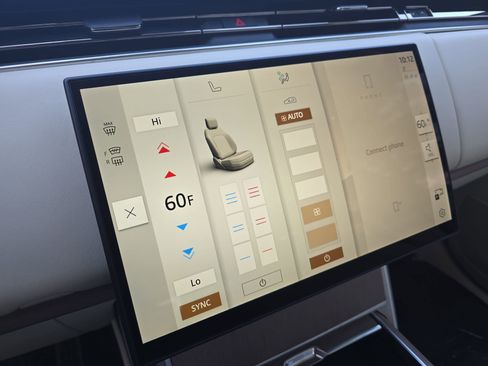 Used 2025 Land Rover Range Rover SE image 24