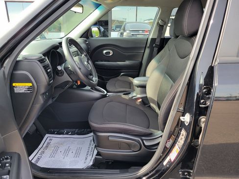 Used 2017 Kia Soul w/ Convenience Package FWD image 15