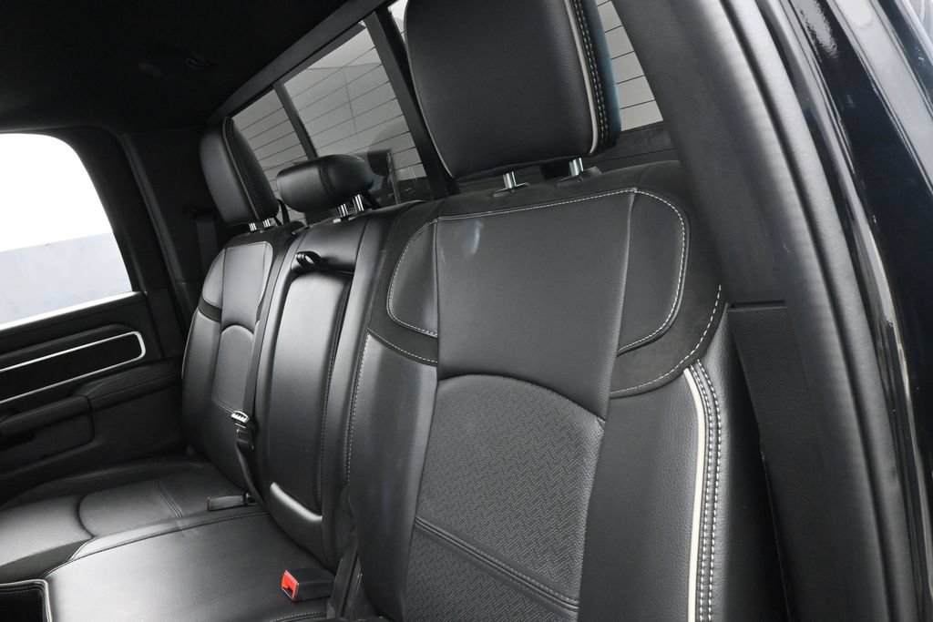 Used 2024 RAM 2500 Laramie w/ Night Edition AWD/4WD image 33