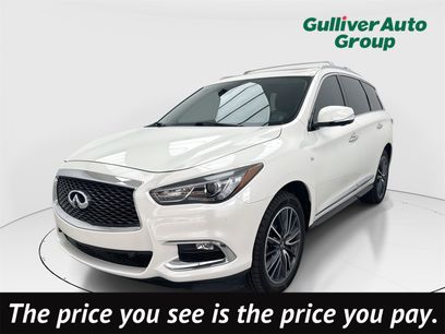 Used 2017 INFINITI QX60 Luxe w/ Deluxe Technology Package