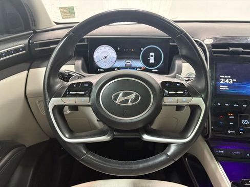 Used 2024 Hyundai Tucson Limited image 16