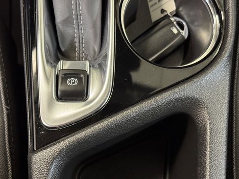 Used 2023 Buick Encore GX Essence w/ Advanced Technology Package image 38