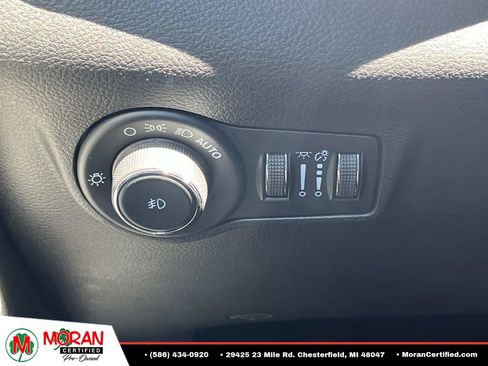 Used 2023 Jeep Compass Latitude AWD/4WD image 26