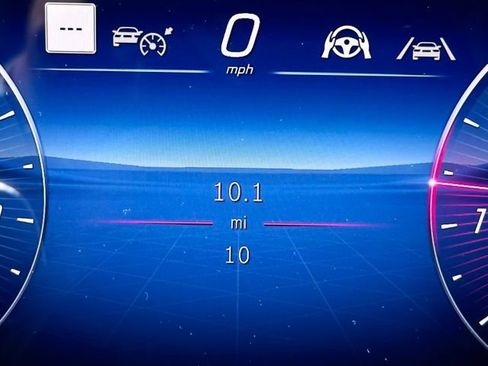 New 2026 Mercedes-Benz E 350 4MATIC Sedan image 17