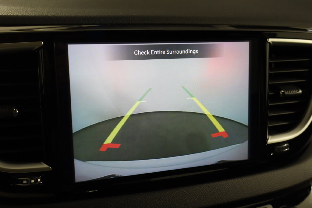 Used 2025 Chrysler Pacifica Select FWD image 42