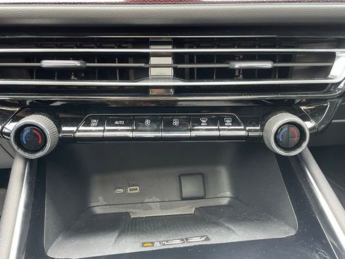 Certified 2026 Chevrolet Traverse Z71 w/ Driver Confidence Package image 41