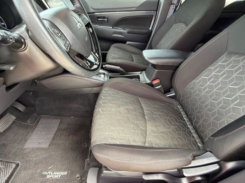 Used 2023 Mitsubishi Outlander Sport LE AWD/4WD image 12