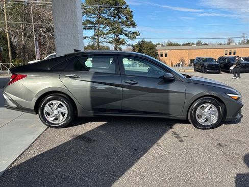 New 2026 Hyundai Elantra SE w/ Cargo Package image 20