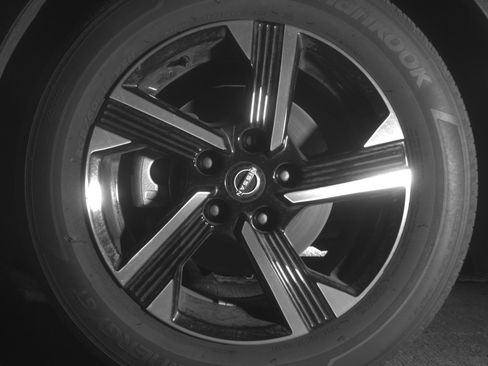 Used 2025 Nissan Sentra SV image 12