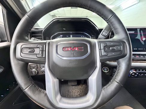 Used 2025 GMC Sierra 1500 SLE AWD/4WD image 42