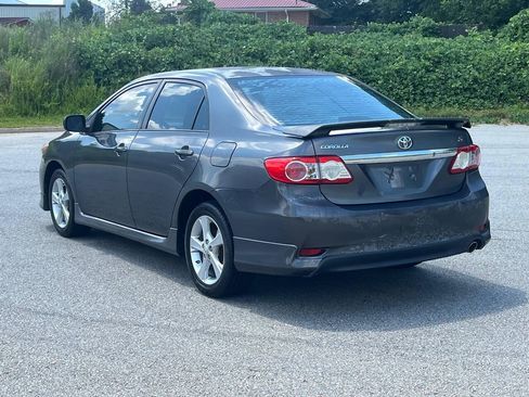 Used 2011 Toyota Corolla S FWD image 3