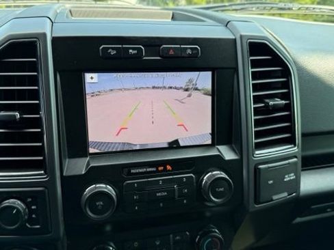 Used 2019 Ford F150 XLT w/ Equipment Group 302A Luxury AWD/4WD image 32