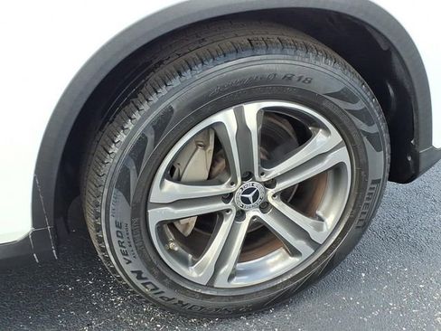 Used 2019 Mercedes-Benz GLC 300 image 17