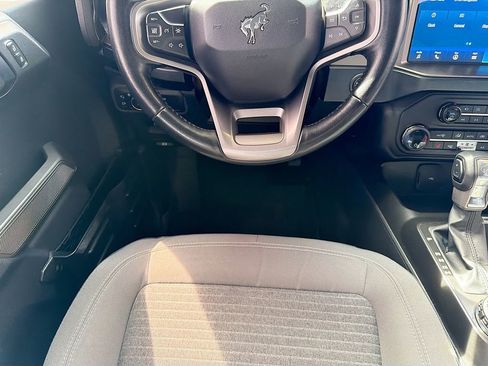 Used 2021 Ford Bronco Outer Banks w/ Sasquatch Package image 17