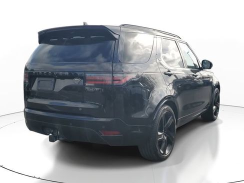 Used 2023 Land Rover Discovery HSE R-Dynamic image 7