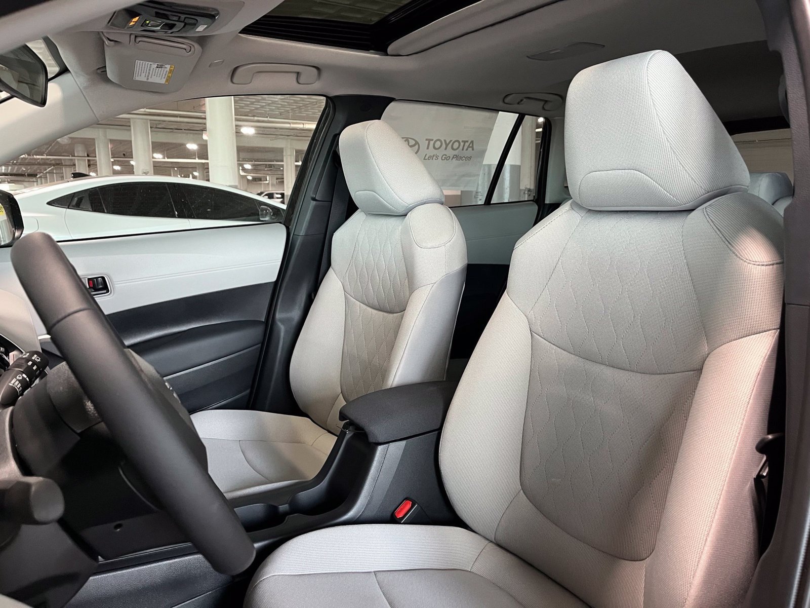New 2026 Toyota Corolla Cross LE w/ Moonroof Package AWD/4WD image 14